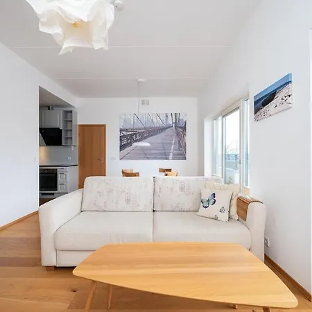 Penthouse Apartment In City Centre Tallinn Exterior photo